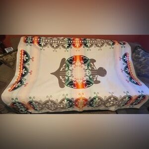 NWT Pendleton Creation Turtle Blanket with flaws